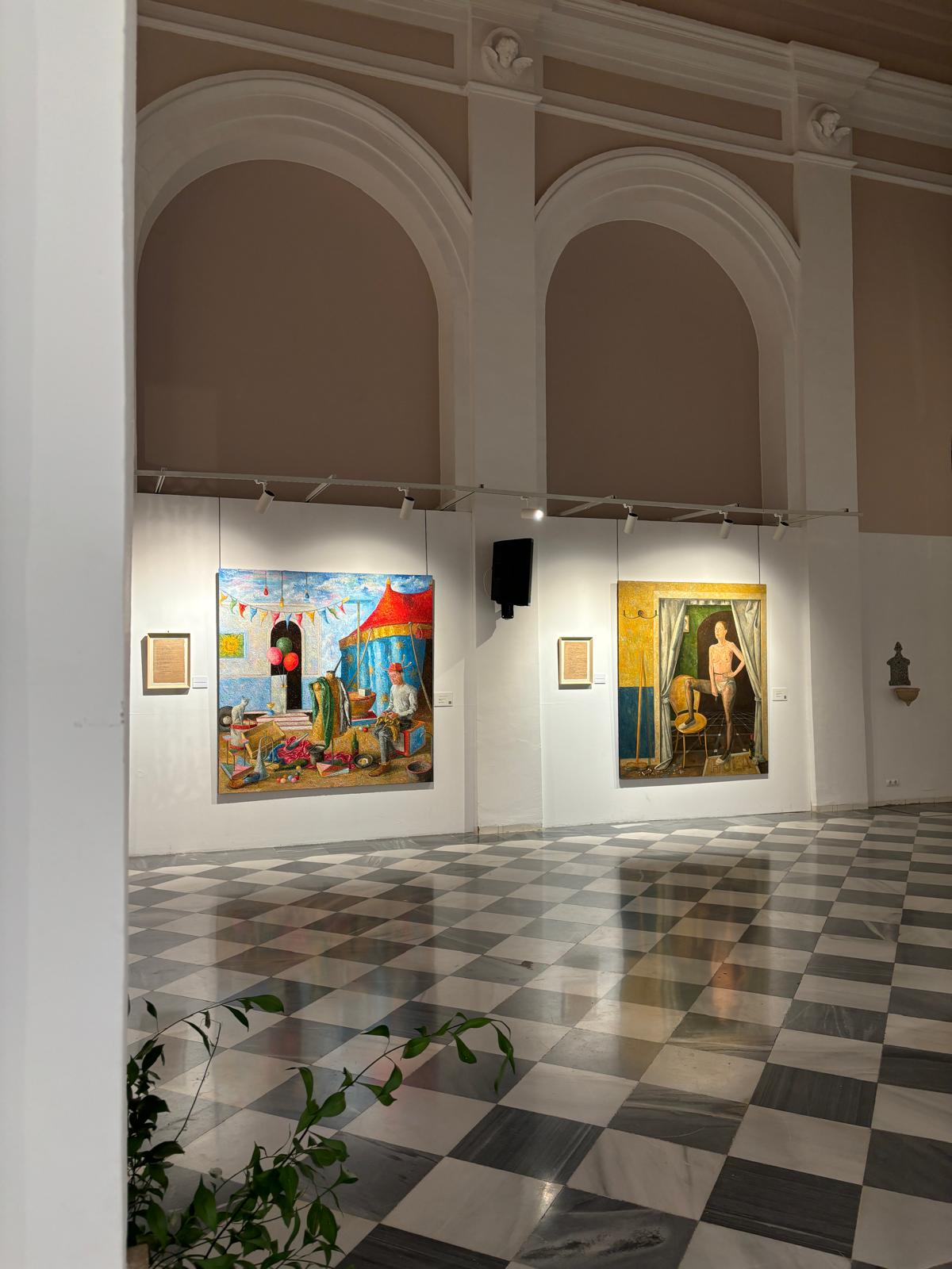 Vista exposición: EL CABALLO SE MUEVE EN L.